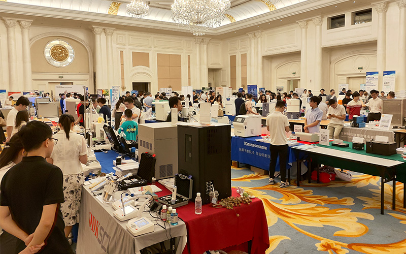 格丹納免水全自動凱氏定氮儀精彩亮相廣東·指尖上的儀器 格丹納免水全自動凱氏定氮儀精彩亮相廣東·指尖上的儀器